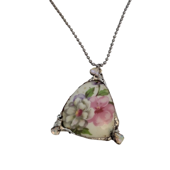 Rainbow Crystal Broken China Floral Violet Porcelain Ball Chain Necklace - Picture 5 of 5
